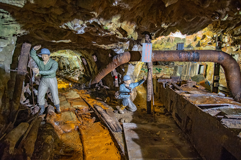 Figures of miners give an example of life during the mining era.