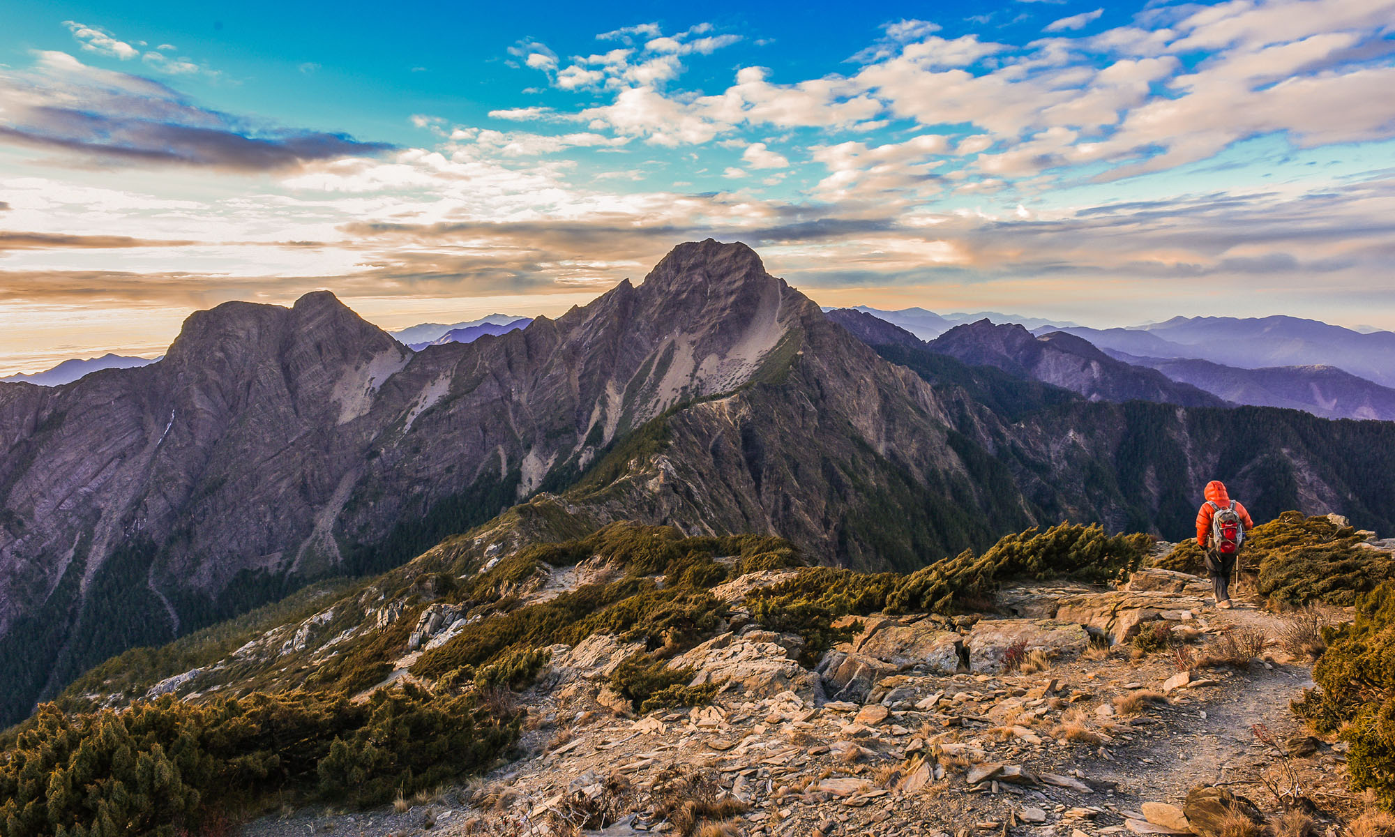 The trail to Jade Mountain is filled with gorgeous alpine scenery.