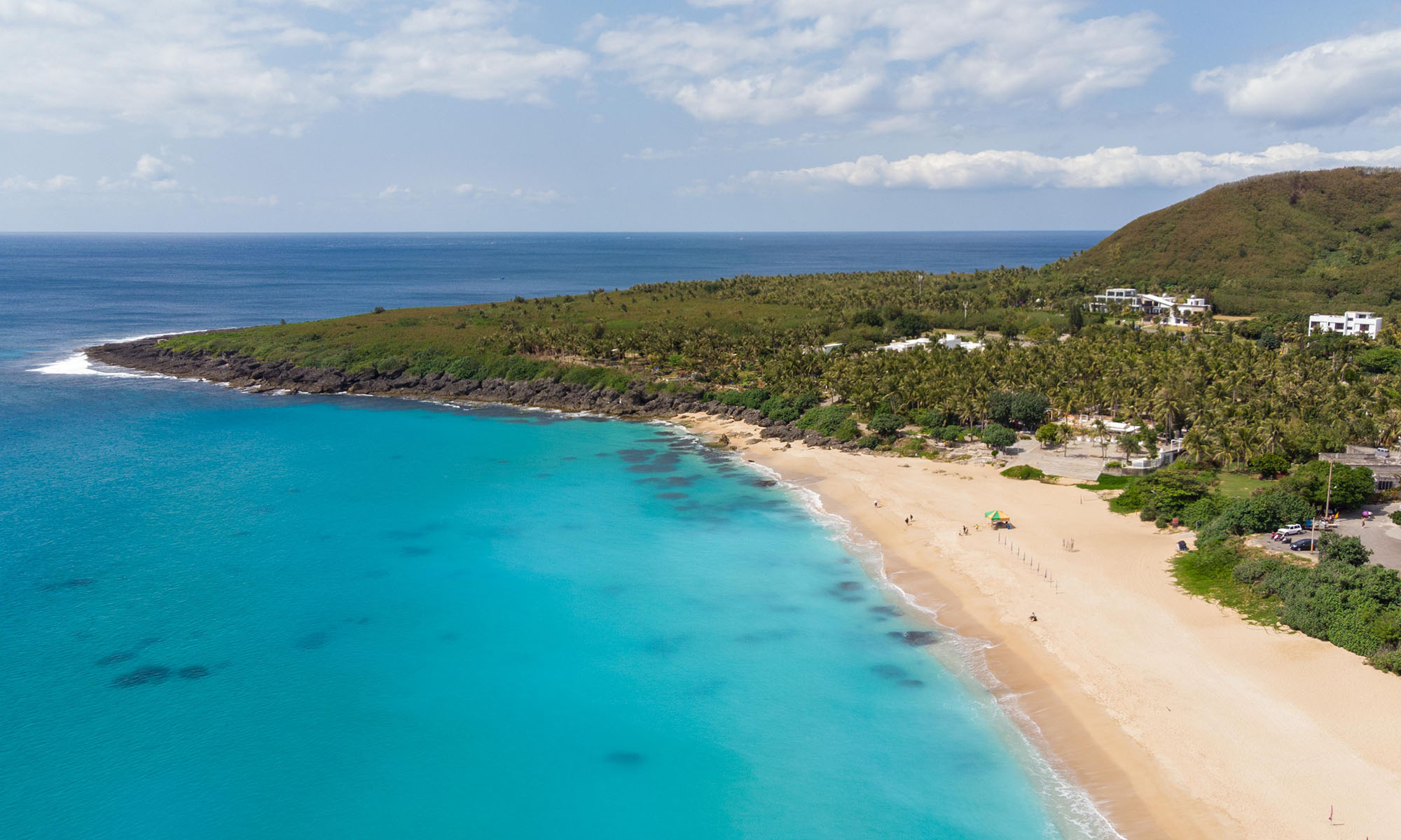 Kenting's Baishawan and beautiful torquise ocean viewed from above.