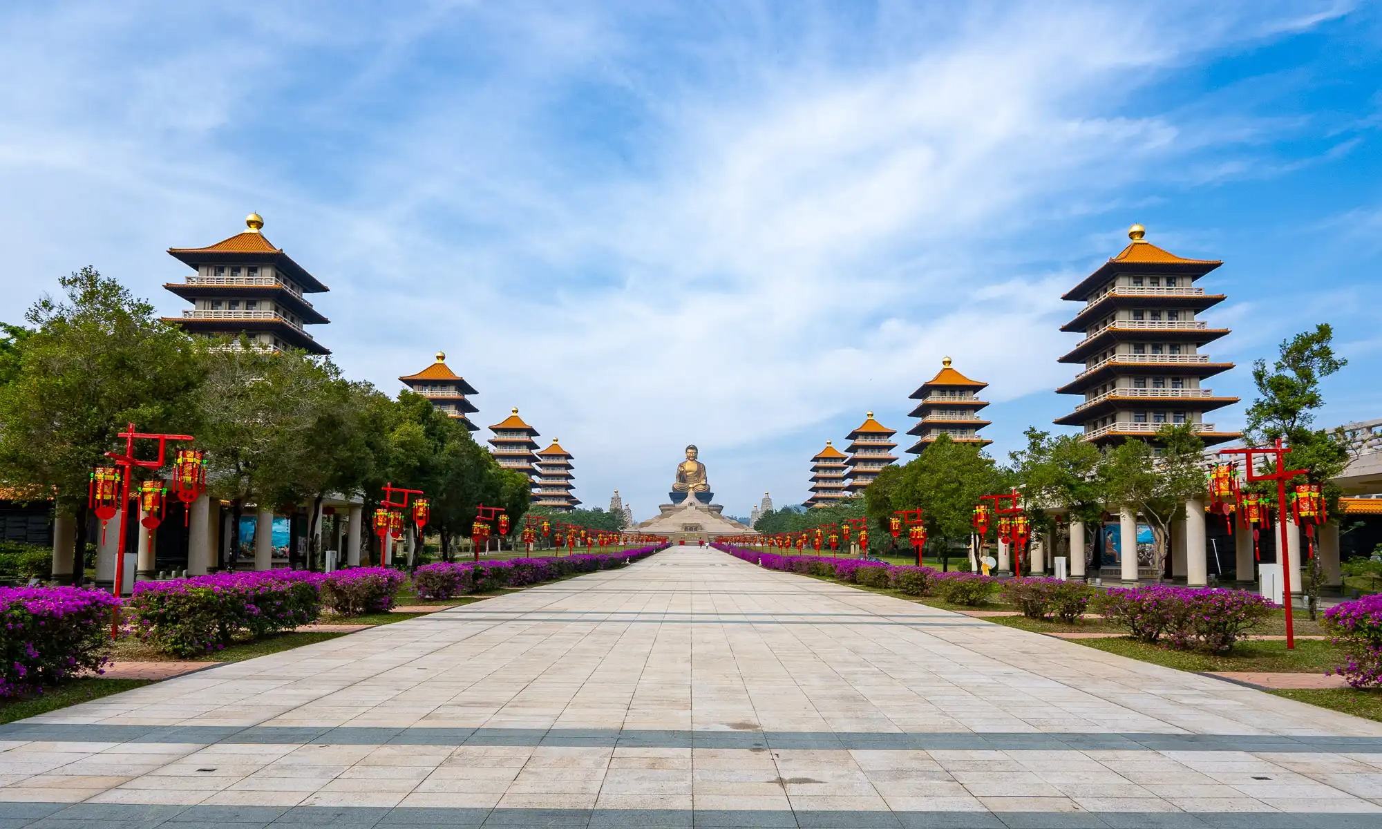 A long path that leads through the Eight Pagodas to the dome-like Main Hall and the Fo Guang Big Buddha at Fo Guang Shan.